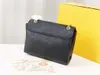 Luxurys Designers Handbag M52271 Vavin Small Handbagsクラシックメタルハスプショルダーバッグレザーエンボスレディチェーンクロスボディバッグ