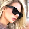 Óculos de sol de moda homens e mulheres sf929s marcas requintadas ingenuity para adicionar charme elegante uv400 repetir óculos de sol antigos de gato de gato