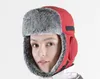 Trapper Hats Winter Warm Hat Outdoor Lei Feng Hat Cold and Water Motent med Velvet tjock öronskydd Skidhatt för män och kvinnor