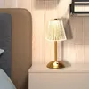 Lampade da tavolo Decorazione della lampada Batteria portatile ricaricabile Luci notturne a LED USB Comodino in vetro Decorazione della camera da letto in cristallo