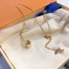 Collar de collar de diseño de lujo de moda Mujeres Collar Collar Collares de cartas de acero inoxidable de oro de 18 km chapadas de oro