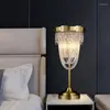 Lampy stołowe Proste nowoczesne światło luksusowe lampa salon sypialnia nocna krystaliczna kreatywna nauka czytanie sztuki