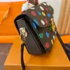 Kvinnor Luxurys designers väskor graffiti handväska kvinnor pursar handväskor messenger axel väska lyx crossbody flickor tot plånbok