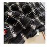 Halsdukar hatt handske set halsduk ny anpassad tryckt checker lyxig Digner Soft Men's and Women's Pashima Shawl Pashmina Cashmere Winter