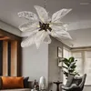 シャンデリアリビングルームのためのクリエイティブ樹脂シャンデリア銅の葉の吊りランプの家の装飾照明器具アートフラワーLEDペンダント