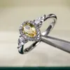 Amarelo Diamante Driante Droga de Zircão Anel de Anel de Engajamento Anéis de casamento Presente Moda de jóias finas e arenosas