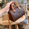 Sac de dîner Sac à main rapide Sacs à bandoulière Lady Sacs à main populaires Femmes Mode Portefeuilles croisés cylindriques Pochette à monnaie longue fermeture éclair Oreiller pratique