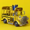 Fer Métal Rétro Vintage Autobus Scolaire Modèle Voitures À La Main Ornement Enfant Jouet Jaune Voiture Étudiant Stylo Conteneur Écritoire Brosse Pot pour Noël Enfants Cadeau D'anniversaire 2-1