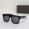 Óculos de sol femininos para homens homens de sol, estilo de moda masculina protege os olhos lentes UV400 com caixa aleatória e estojo 0711