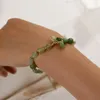 Strand Natural Green Tanglin Jade Bangle Aventurine Stone Armband Oval Pärlor Charms Turkois Stretchy Armband smycken för Lady Gift