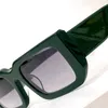 Mode solglas￶gon f￶r m￤n och kvinnor spr06y uts￶kt varum￤rke uppfinningsrikedom f￶r att l￤gga till elegant charm UV400 upprepade forntida solglas￶gon med full ram