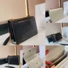 أكياس مسائية جديدة كتف نساء Crossbod Messenger Classic Eslission Hand Handbag High Capacit Designer Leather Lade Wallet