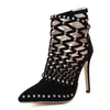 Sandálias New Moda Hollow Out Womens Tornozelo Sandálias de alta qualidade Design pontual de caos zip steletto sapatos de dança preto t2221209