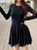 Casual kl￤nningar kvinnor elegant stickad tr￶ja mini svart kl￤nning damer smala vintage bodycon party streetwear vestidos femme kl￤drock