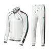 Costume de sport pour hommes de styliste, costume pour femmes, lettres classiques, coupe slim, deux pièces, jogging décontracté, mode sportive à manches longues, sw300B