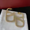 2023 pendientes de diseñador para mujer semental de lujo en forma de corazón de oro perla cristal oro doble V letra 925s joyería de plata classic21121