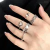 Cluster Ringe 17 km Herz Set Vintage Hohl Schwarz Ring Für Frauen Trendy Silber Farbe Männer Liebhaber Koreanische Geometrische Finger schmuck Geschenk