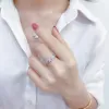 Anneaux de mariage Huitan luxe mode couleur argent pour les femmes Bling cubique zircone haute qualité dame bague déclaration bijoux