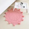 Tappeti Tappeto lavorato a maglia rotondo con sfera in acrilico agganciato a mano per giocare a bambini Coperta di pizzo sul pavimento Griglia di preghiera della camera da letto Decorazione della casa come regalo