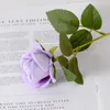 芸能人シルクのバラは結婚式のテーブルのための偽の花を飾るバレンタインデーギフトのために長い花束を飾る