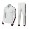 Costume de sport pour hommes de styliste, costume pour femmes, lettres classiques, coupe slim, deux pièces, jogging décontracté, mode sportive à manches longues, sw300B