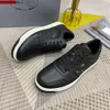 Top luxe blanc noir en cuir brossé baskets chaussures hommes émaillé Triangle re-nylon hommes bas haut décontracté planche à roulettes marche