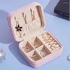 Schmuck Beutel Mode Box Wasserdichte Leder Einfache Ring Ohrringe Organizer Ohr Studs Display Stand Halter Rack Lagerung Boxen