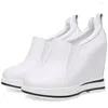 Kl￤dskor tr￤nare kvinnor ko l￤der kilar h￶ga h￤l pumpar kvinnlig rund t￥ plattform oxfords casual mode sneakers