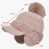 Berets Herbst Winter Damen Strickmütze Plus Samt Warmer Gehörschutz Kalter Baseball Haarball Dekoration Skifahren Mode