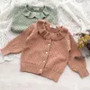 Jackor Autumn Girl Knicardigan 1-5 Y Baby Girls Sticked Sweaters Ruffles Collar Solid Color Cardigan Coats Korean Style Kids tröja