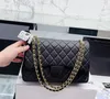 Hot Women Luxurys Designers bags Black calfskin Bags Shoulder Handbag Classic Leather Heart Style Gold Chain Tote Messenger Banquet shopping wedding leisure 2023