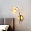 V￤gglampor Creative Modern Golden LED Light Luster f￶r vardagsrummet heminredning sconce lamp sovrum natt 110v 220v belysning