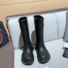 Damen-Stiefel über dem Knie, modische Pariser Designer-Schuhe, Regenstiefel, rosa, schwarz, weiß, grün, EVA-Stiefeletten, Luxus-Damen-Winter-Wasserdichter Schuh-Clog