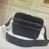 Torba Messenger Bag Men Men Men na ramię klasyczny torba na wycieczkę Sekcja Crossbody dobra jakość skórzana Messenger 255T