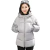 Femme's Down capuche Winterjas femmes Catoon humide épais veste courte Parka Effen couleur surdimensionné Casaco Feminina hiver1