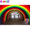 Buntes großes aufblasbares Regenbogen-Tunnelzelt mit Quasten-Vorhängen, Event-Eingangstor-Torbogen für Party-Dekoration