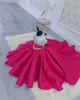 2023 Fuchsia Flower Girls Dresses for Weddings Scoop Neck Illusionキャップスリーブレースアップリケクリスタルビーズバースデーチルドレンガールページェントガウン