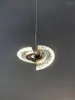 Lampy wiszące sypialnia Mała żyrandol Nowoczesna luksusowa lampa do dekoracji baru restauracyjnego Regoracja Kształt Latający spodek Ledcrystal