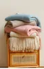 Cobertores Viagem de cobertor nórdico com tástels Sofá Siesta Siesta Shawl Stripe Air Conditioning for Bed Cape