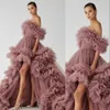 2023 Aftonklänningar Ruffles Dusty Pink Tulle Kimono Women Robe for Photoshoot Puffy Off Shoulder Prom Gowns African Maternity Dress Photography Hög låg längd