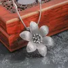 Fashion Women Trendy Vintage Silver Color Big Flower Pendant Necklace Simple Casual Retro Necklace Dagelijkse sieraden