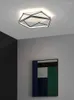 Lampki sufitowe Nowoczesne minimalistyczne lampa pokojowa dom Nordic LED Designer Designer Geometryczne lampy modelowania