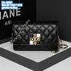 Wholesale factory ladies shoulder bags 2 colors sweet lady diamond chain bag classic sewing retro handbag elegant black rhombus mobile phone coin purse