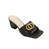 Klasyczne designerskie buty damskie plażowe półklapki skórzane grube metalowe slajdy pantofel ze skóry bydlęcej letnie buty damskie leniwe sandały buty na wysokim obcasie duży rozmiar 35-42 z pudełkiem