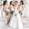 Шампанские платья подружки невесты русалка на одно плечо без рукавов Slit Silk Satin Wedding Party Partern Bridesmaid платья с Zipper 2023