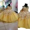 2023 Cute Gold Flower Girls Dresses For Wedding Jewel Neck Illusion Tulle Hand Made Flowers Crystal Beads Long Party Princess Children Girl Pageant Gowns With Bow