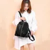 Rucksack Frauen Nylon Wasserdichte Tuch Schwarz Pailletten Weibliche 2022 Koreanische Reise Hohe Qualität Casual Schüler Schule Tasche