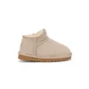 Cheville Design Enfants Demi-Bottes Classique Ultra Mini Chaussons Australie Plate-Forme Botte De Neige Enfants Chaussures Mode Sneaks Doublure En Peau De Mouton Garçon Fille