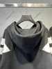 남성용 플러스 사이즈 후드 스웨트 셔츠 둥근 목 자형 자수 및 인쇄 된 폴라 스타일 후드 여름 착용 거리 순수한 스웨트 셔츠