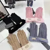 Austraila Designer Gloves Winter Fleece Touch Screen Glove Women Girls Warm Full Finger Mittens Outdoor Riding Mitten